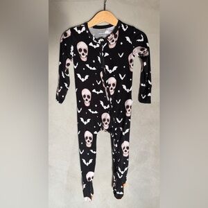 Posh Peanut bamboo skull skeleton bat glow in the dark footie 18-24 months